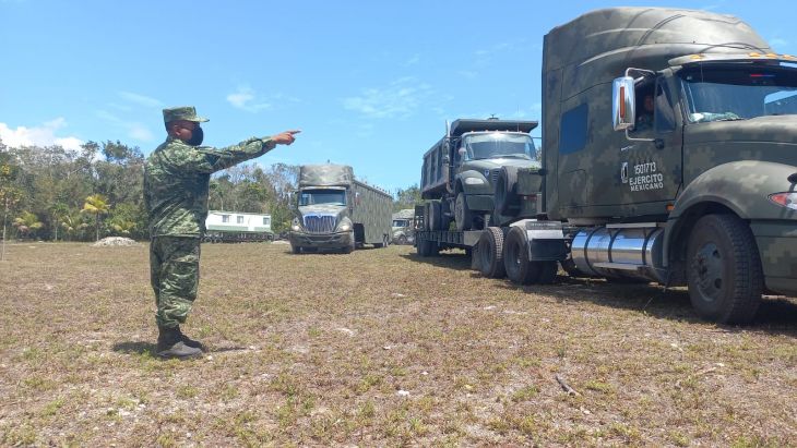 Llega a Tulum convoy militar que se hará cargo de la obra del Tren Maya